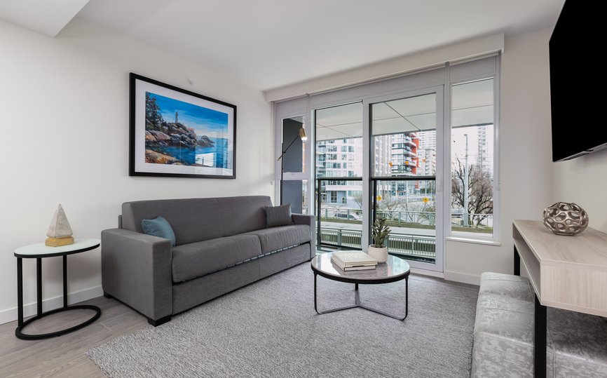 Vancouver Howe Three Bedroom